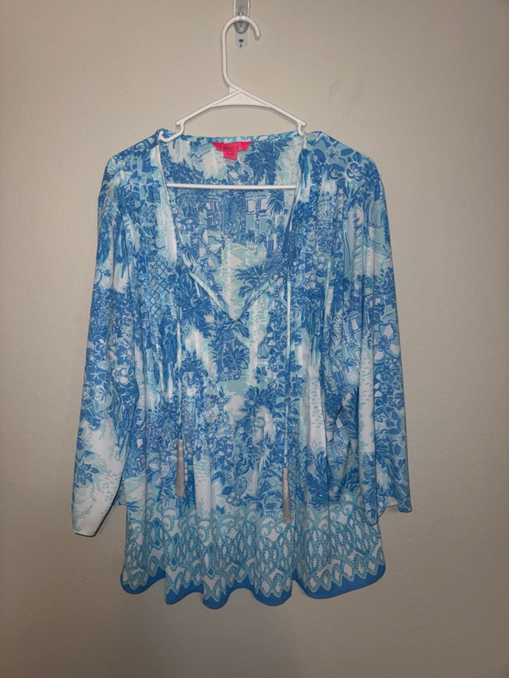 Lilly Pulitzer Blue & White Floral V-Neck Peasant Blouse